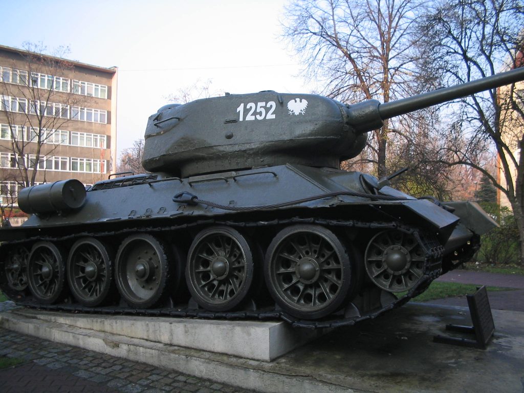 Zabytkowy  czołg w Gliwicach-historia na wyciągnięcie ręki